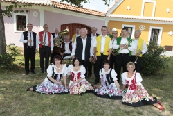 009_Veselka_2014-1.jpg