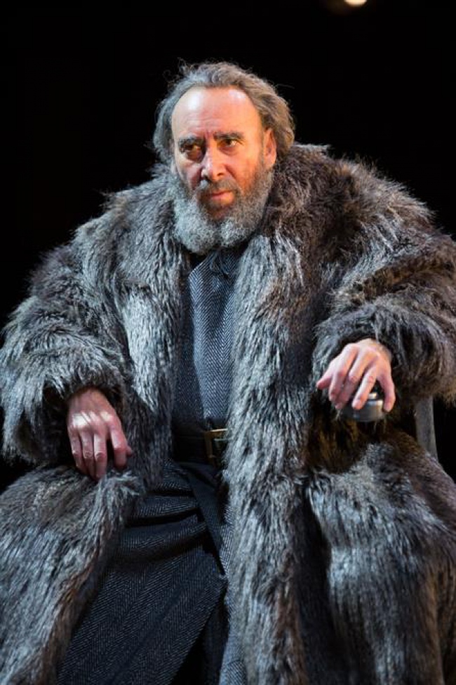 king-lear-production-photos_-2016_2016_photo-by-ellie-kurttz-_c_-rsc_202058_tmb-gal-670.jpg